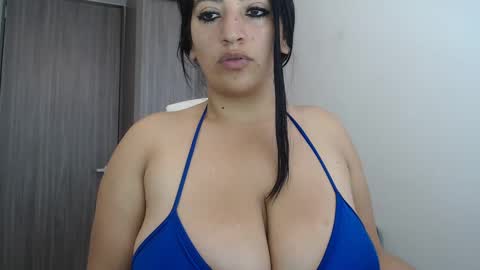 Snapshot of melissa_sexytits chatting on 02-23-25, 03:29 Lau online show from 02-23-25, 03:29