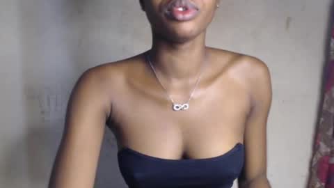 Snapshot of melissa_xx11 chatting on 06-14-26, 08:16 melissa_xx11 online show from 06-14-26, 08:16