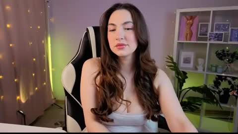 Snapshot of melissachaarm_ chatting on 04-14-26, 03:23 Melissa online show from 04-14-26, 03:23