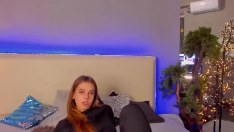 MelissaCrayzy online show from 02-18-25, 09:43