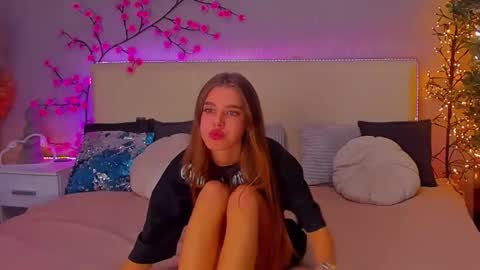 MelissaCrayzy online show from 11-14-25, 07:40