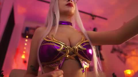 Snapshot of melissajones3 chatting on 10-31-25, 12:11 melissajones3 online show from 10-31-25, 12:11