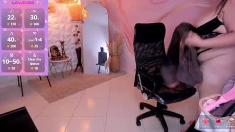 Snapshot of melissalabx69 chatting on 10-09-25, 10:41 MELISSA online show from 10-09-25, 10:41