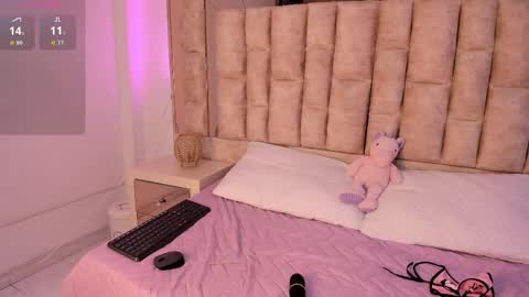 Snapshot of melissalove3 chatting on 10-02-25, 06:53 melissalove3 online show from 10-02-25, 06:53