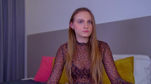 MelissaBerry online show from 02-09-25, 05:22