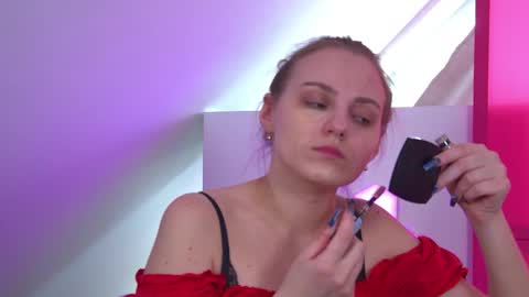 Snapshot of melissamelrey chatting on 05-04-26, 07:48 MelissaBerry online show from 05-04-26, 07:48