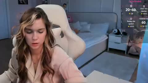Snapshot of melissamiles chatting on 06-20-26, 04:10 melissamiles online show from 06-20-26, 04:10