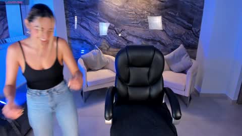 Call me Meli online show from 01-12-25, 02:56