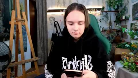 Snapshot of melissaravel chatting on 04-19-26, 04:39 melissaravel online show from 04-19-26, 04:39