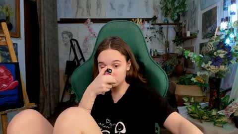 Snapshot of melissaravel chatting on 05-15-26, 05:31 melissaravel online show from 05-15-26, 05:31
