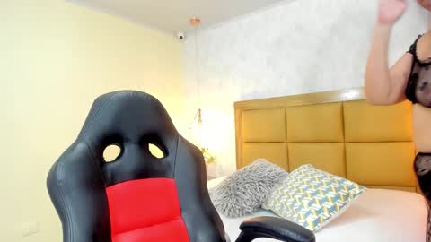    online show from 10-17-25, 08:00