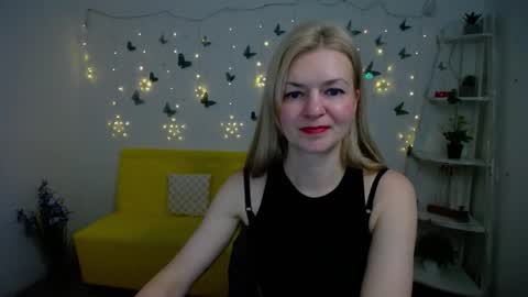 Snapshot of melissatylerbb chatting on 03-10-26, 01:05 Melissa online show from 03-10-26, 01:05