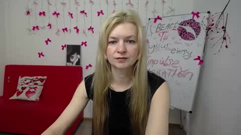 Snapshot of melissatylerbb chatting on 03-16-26, 12:31 Melissa online show from 03-16-26, 12:31