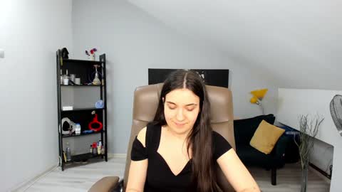 melissawiliam online show from 02-05-25, 02:59