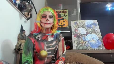 MellyMell  online show from 10-31-25, 07:59