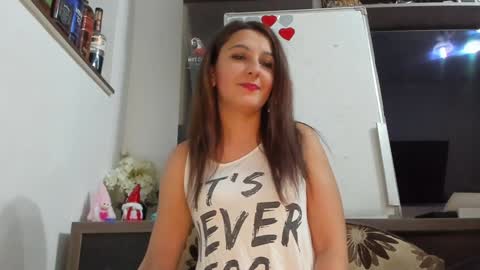 Snapshot of mellbell_ chatting on 02-18-26, 07:54 MellyMell online show from 02-18-26, 07:54