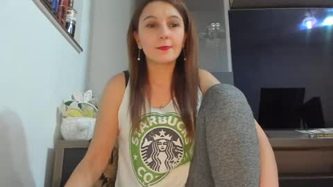 Snapshot of mellbell_ chatting on 03-23-26, 07:51 MellyMell online show from 03-23-26, 07:51