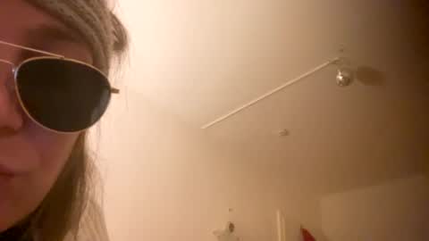 Melli online show from 12-13-24, 11:17