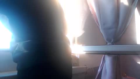 Melli online show from 11-07-25, 02:28