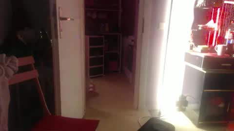 Melli online show from 12-18-25, 06:03