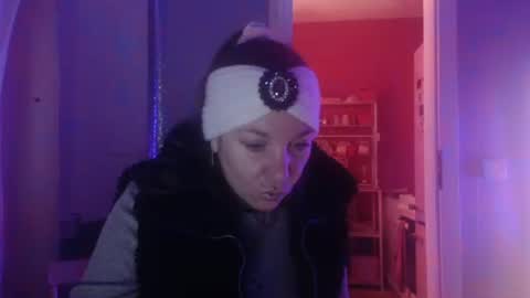 Melli online show from 02-09-26, 04:44