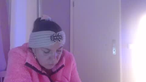 Melli online show from 02-12-26, 04:57