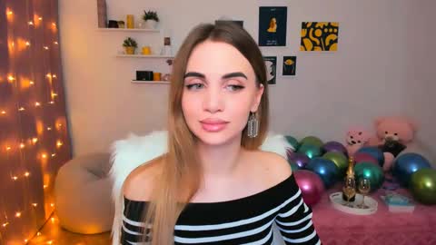 Tessa online show from 02-09-25, 10:32