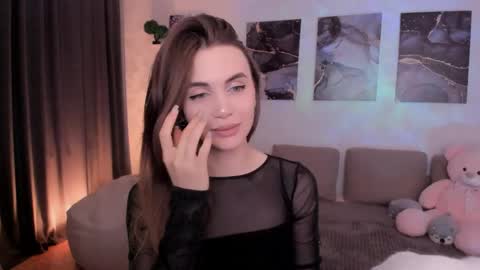 Snapshot of mellifluoustess chatting on 05-02-26, 03:22 Tessa online show from 05-02-26, 03:22