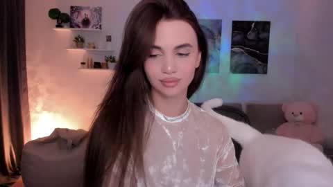 Snapshot of mellifluoustess chatting on 05-21-26, 03:13 Tessa online show from 05-21-26, 03:13