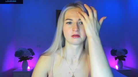 Snapshot of mellina_tey chatting on 12-24-24, 08:16 Mellina online show from 12-24-24, 08:16