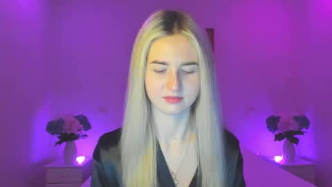Snapshot of mellina_tey chatting on 02-20-25, 10:26 Mellina online show from 02-20-25, 10:26