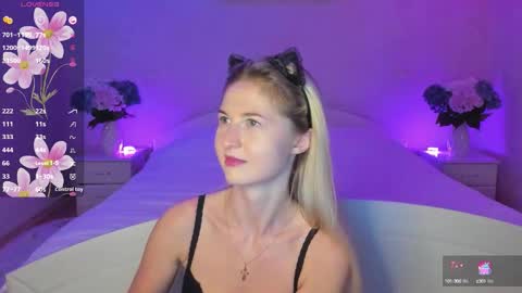 Snapshot of mellina_tey chatting on 09-16-25, 06:31 Mellina online show from 09-16-25, 06:31