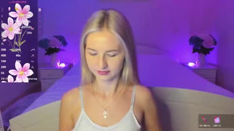 Snapshot of mellina_tey chatting on 10-09-25, 08:51 Mellina online show from 10-09-25, 08:51