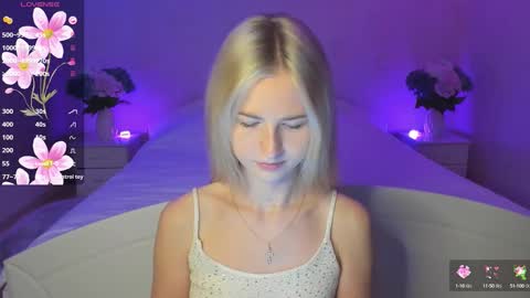 Snapshot of mellina_tey chatting on 10-16-25, 06:53 Mellina online show from 10-16-25, 06:53