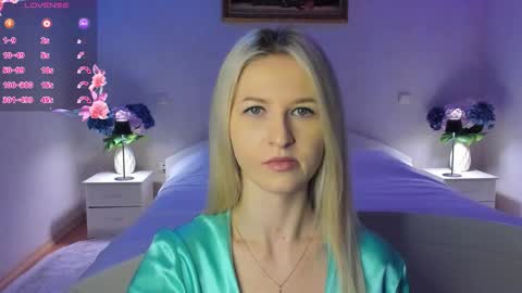 Snapshot of mellina_tey chatting on 02-22-26, 10:08 Mellina online show from 02-22-26, 10:08