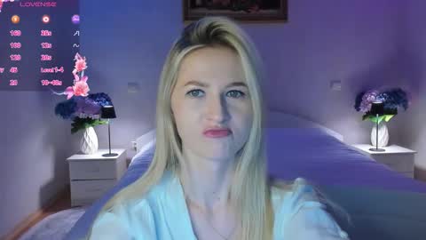 Snapshot of mellina_tey chatting on 03-01-26, 08:22 Mellina online show from 03-01-26, 08:22