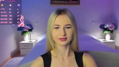 Snapshot of mellina_tey chatting on 03-25-26, 09:43 Mellina online show from 03-25-26, 09:43