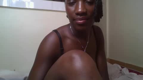 Snapshot of mellisagal chatting on 01-09-26, 01:30 mellisagal online show from 01-09-26, 01:30