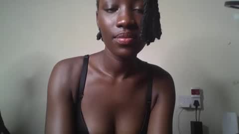 Snapshot of mellisagal chatting on 01-18-26, 06:44 mellisagal online show from 01-18-26, 06:44