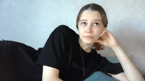 Snapshot of mellisamaxwell chatting on 05-05-26, 07:16 Mellisa online show from 05-05-26, 07:16