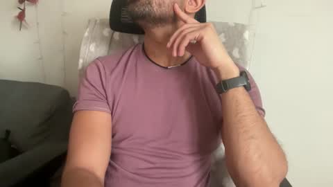 Snapshot of melloddd chatting on 02-12-26, 12:11 melloddd online show from 02-12-26, 12:11