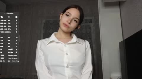 EVA online show from 10-14-25, 07:14