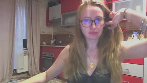 Melly online show from 01-22-25, 07:25