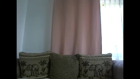Melly online show from 05-13-26, 07:28