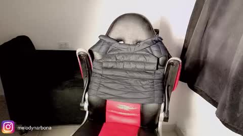 Melo online show from 01-07-26, 06:49