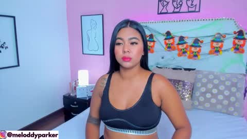 MELODDY PARKERR online show from 10-22-25, 04:35