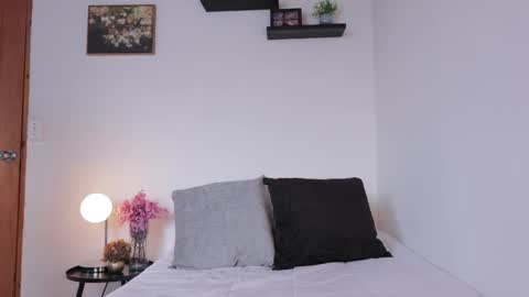 Meloddy online show from 03-24-26, 03:39