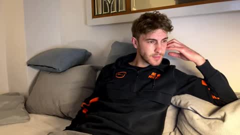 Melodicass online show from 03-18-26, 01:20