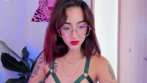 Melodie Roy 999 online show from 02-12-25, 05:05