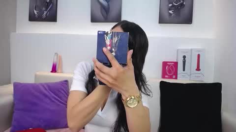 Melodi online show from 01-15-26, 01:05